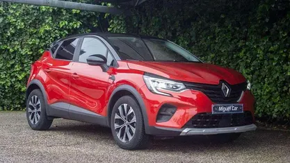 Usado 2023 Renault Captur Techno SUV | € 17.500 (Bom preço)