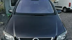 Preto Usado 2004 Opel Zafira Monovolume | € 3.999 (Caro)