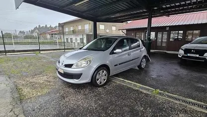 Usado Renault Clio II 68 HP (50 kW) 2008 Citadino