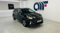 Azul Usado 2021 Kia e-Niro 3 SUV | € 23.999 (Preço justo)