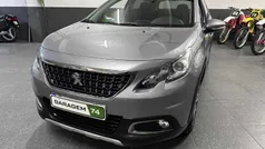 Cinza Usado 2018 Peugeot 2008 Allure SUV | € 13.750 (Preço justo)