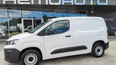 Branco Usado 2021 Peugeot Partner Premium Monovolume | € 16.850 (Preço justo)