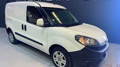 Branco Usado 2021 Fiat Doblò Monovolume | € 12.900 (Bom preço)