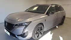 Cinza Usado 2024 Peugeot e-308 GT Citadino | € 29.900 (Preço justo)