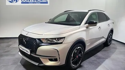 Usado DS Automobiles DS7 Crossback 225 HP (165 kW) 2022 Outra SUV