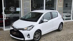 Usado 2015 Toyota Yaris Comfort Citadino | € 10.950 (Preço justo)
