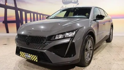 Usado Peugeot 408 Allure 130 HP (95 kW) 2024 Sedan