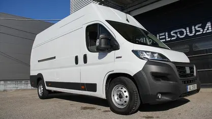 Branco Usado 2021 Fiat Ducato Van | € 24.500 (Preço justo)