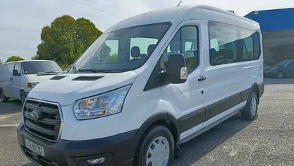 Usado Ford Transit Trend 130 HP (95 kW) 2020 Branco Monovolume