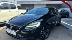 Preto Usado 2019 Volvo V40 Momentum Carrinha | € 16.990 (Preço justo)