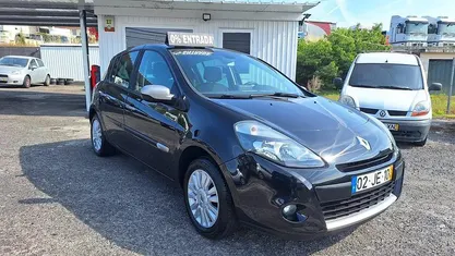 Preto Usado 2010 Renault Clio II Dynamique | € 5.990 (Preço justo)