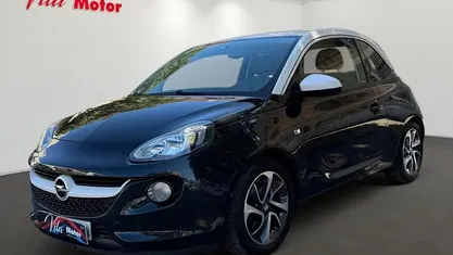 Usado Opel Adam 115 HP (84 kW) 2016 Preto Citadino