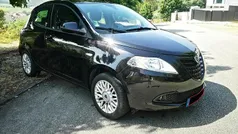 Preto Usado 2014 Lancia Ypsilon Gold Citadino | € 7.500 (Preço justo)