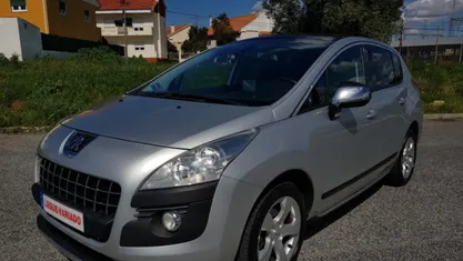 Usado Peugeot 3008 110 HP (80 kW) 2010 Cinzento Carrinha