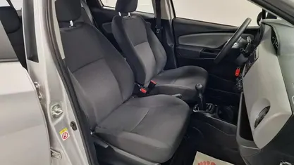 Cinzento Usado 2018 Toyota Yaris | € 13.950 (Preço justo)