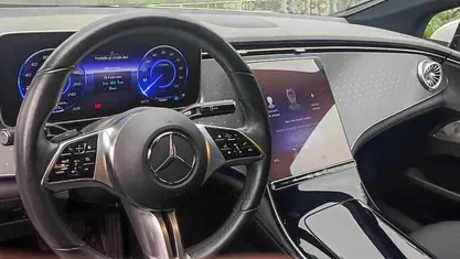 Branco Usado 2023 Mercedes EQE350 | € 45.000 (Preço justo)