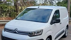 Branco Usado 2020 Citroën Berlingo Monovolume | € 15.000 (Preço justo)