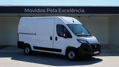 Usado Fiat Ducato 140 HP (102 kW) 2023 Branco Van