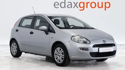 Cinzento Usado 2015 Fiat Punto | € 6.990 (Preço justo)