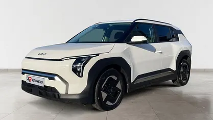 Branco Usado 2025 Kia EV3 SUV | € 35.990 (Preço justo)