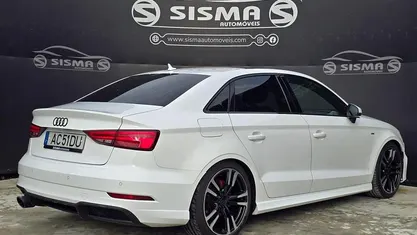 Branco Usado 2017 Audi A3 S-Line Sedan | € 17.950 (Preço justo)