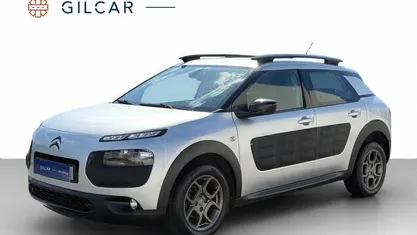 Usado Citroën C4 Cactus 100 HP (73 kW) 2014 Cinzento Citadino