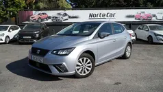 Cinza Usado 2023 Seat Ibiza Style | € 14.250 (Preço justo)