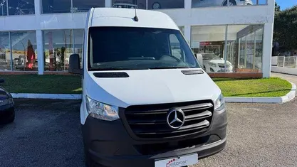 Usado Mercedes Sprinter 170 HP (125 kW) 2021 Branco Van