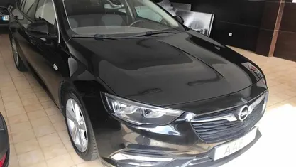 Preto Usado 2020 Opel Insignia Carrinha | € 15.900 (Preço justo)