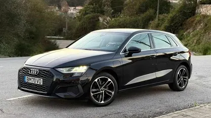 Preto Usado 2021 Audi A3 Sportback e-tron Citadino | € 23.850 (Preço justo)