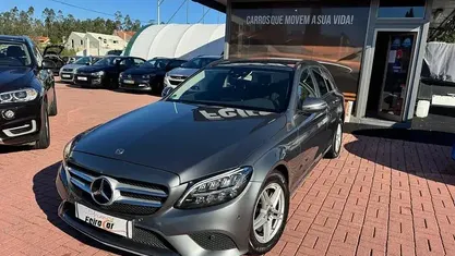 Cinza Usado 2020 Mercedes C200 Business | € 23.750 (Bom preço)