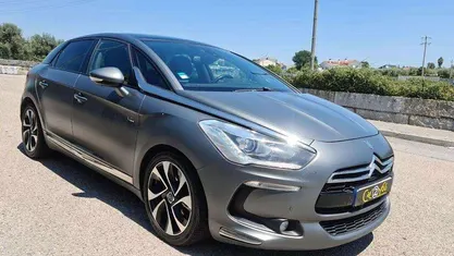Usado 2013 Citroën DS5 Sport Chic Citadino | € 11.000 (Preço justo)