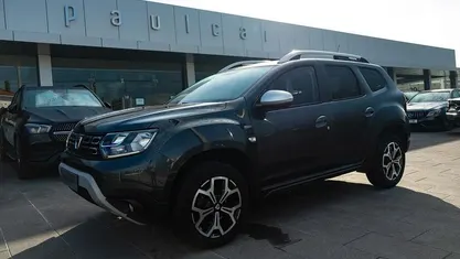 Usado Dacia Duster 115 HP (84 kW) 2020 Cinzento SUV