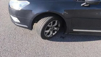 Usado Citroën C5 109 HP (80 kW) 2009 Cinzento Sedan