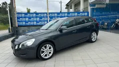 Preto Usado 2012 Volvo V60 Carrinha | € 11.900 (Preço justo)