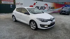 Branco Usado 2014 Renault Mégane III LIMITED Citadino | € 8.500
