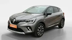 Cinzento Usado 2023 Renault Captur Techno SUV | € 21.290 (Preço justo)