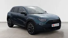 Azul Usado 2025 Fiat 600 La Prima SUV | € 23.490 (Bom preço)