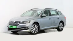 Cinzento Usado 2021 Skoda Superb | € 17.750 (Preço justo)