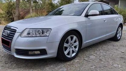 Outra Usado 2010 Audi A6 Sport Sedan | € 9.999 (Bom preço)