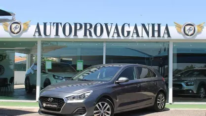 Usado Hyundai i30 Style 136 HP (100 kW) 2020 Cinza Citadino