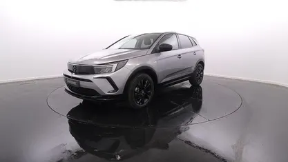 Usado 2023 Opel Grandland X SUV | € 29.950 (Preço justo)