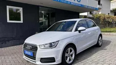 Branco Usado 2016 Audi A1 Sportback Citadino | € 14.000 (Preço justo)