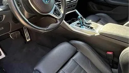 Cinzento Usado 2022 BMW i4 Sedan | € 37.000 (Preço justo)