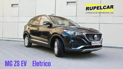 Preto Usado 2020 MG ZS Comfort Sedan | € 17.400 (Preço justo)