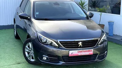 Cinza Usado 2018 Peugeot 308 Business-Line | € 12.900 (Preço justo)