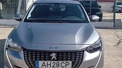 Cinzento Usado 2021 Peugeot 208 Citadino | € 13.900 (Preço justo)