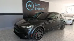 Preto Usado 2023 Ford Mustang Mach-E SUV | € 46.900 (Preço justo)