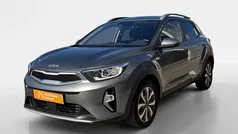 Cinza Usado 2024 Kia Stonic SUV | € 16.256 (Preço justo)