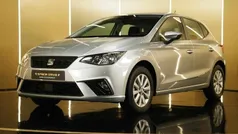 Cinzento Usado 2021 Seat Ibiza Style | € 17.600 (Preço justo)